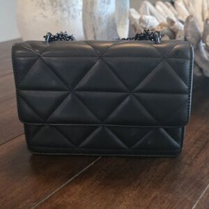 Black Quilted Crossbody Bag with Chain Strap